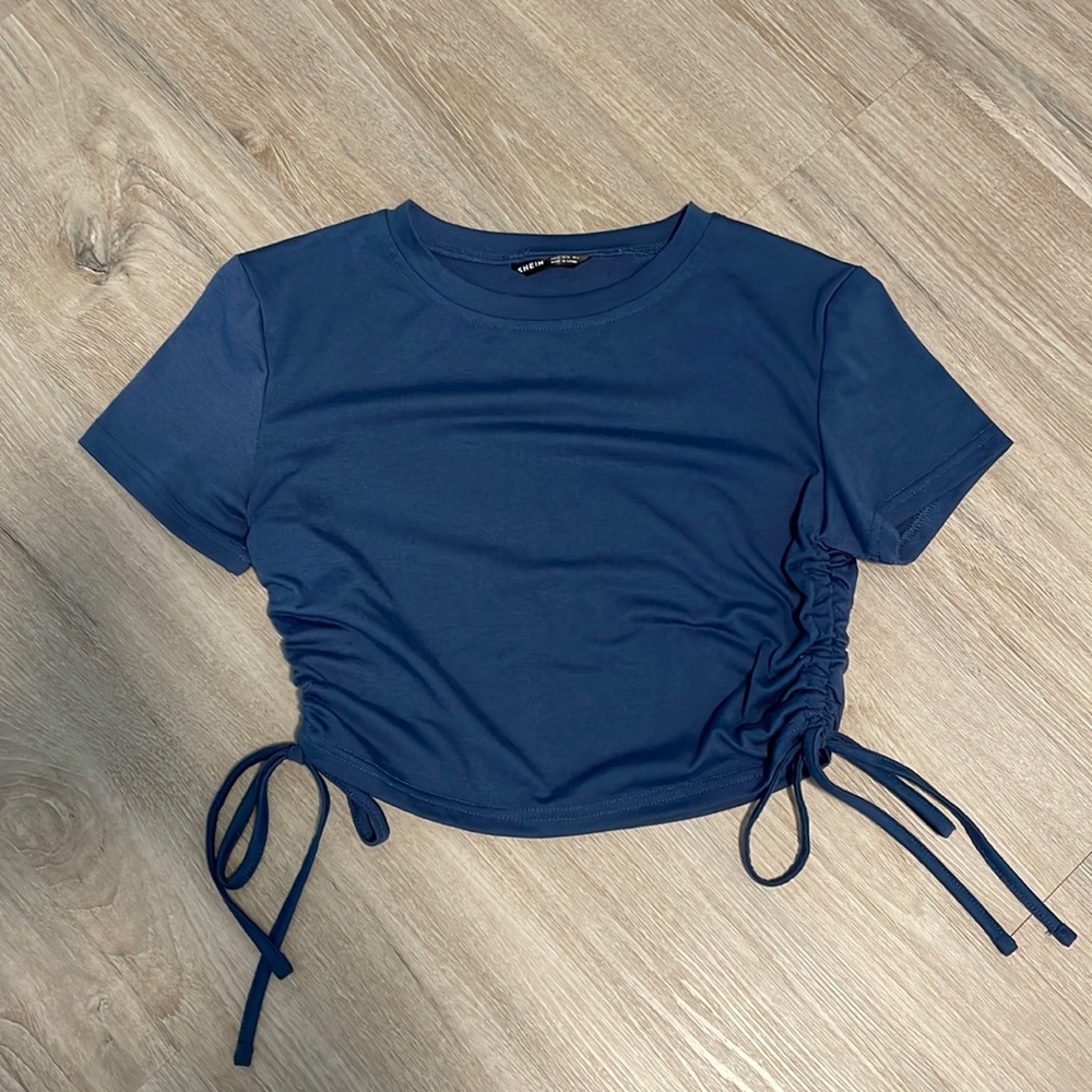 Scrunch side top